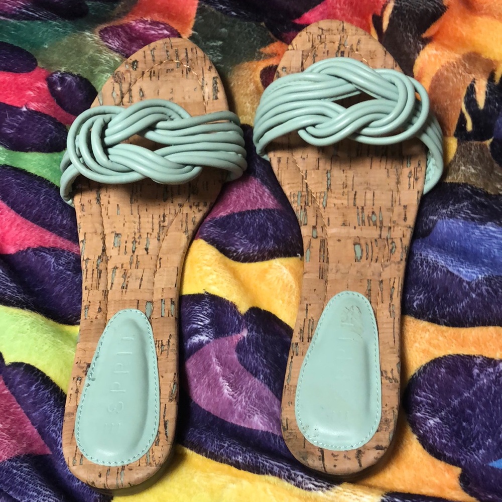 Stylish Women's Cork Sandals with Mint Accents